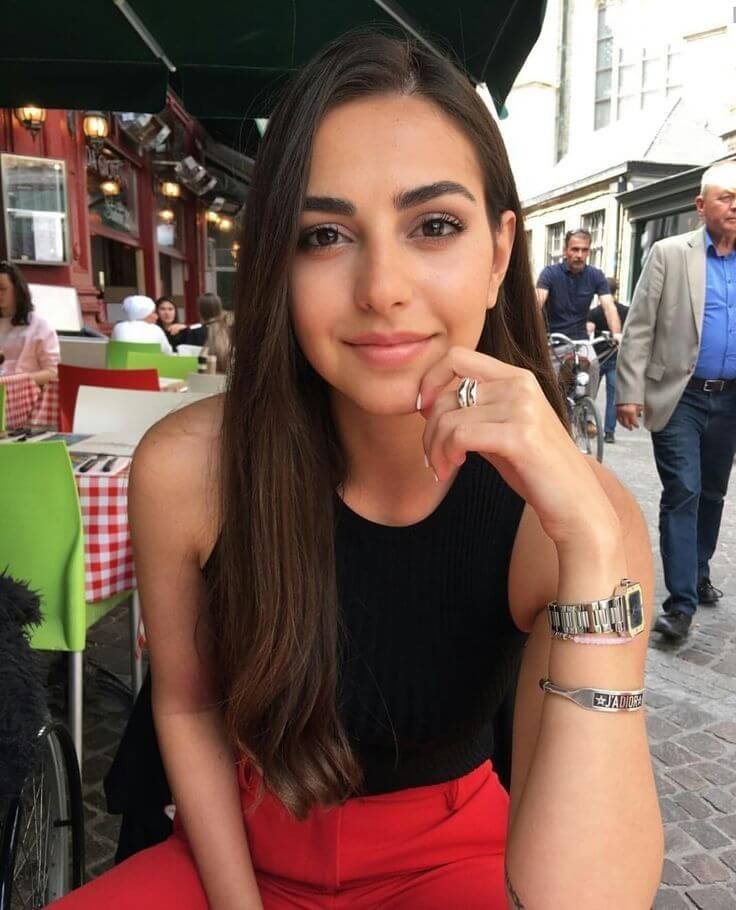 Layla Benali